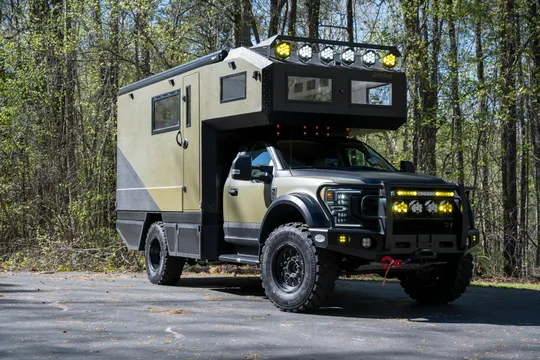 2021 Ford F550 Expedition Truck