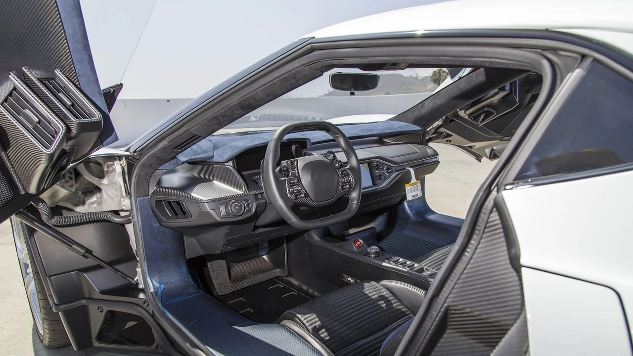 2021 Ford GT 2nd Gen - Image 10 of 31