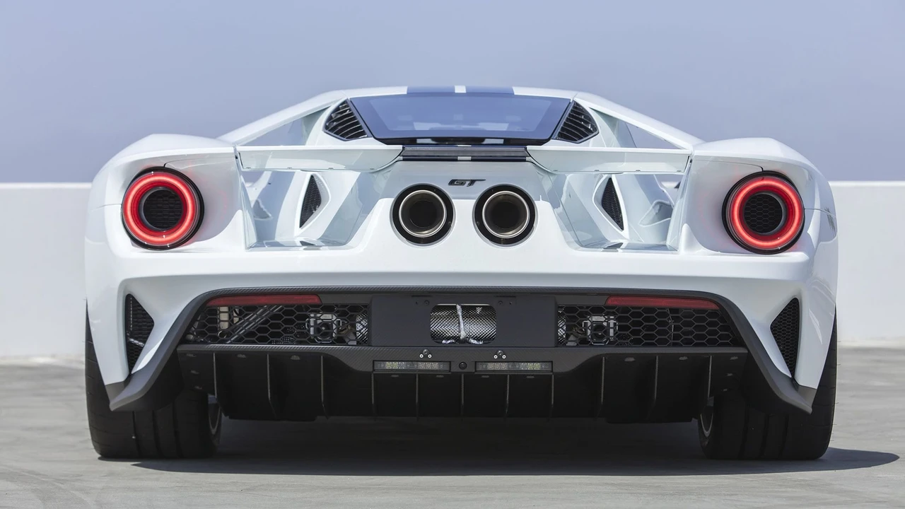 2021 Ford GT 2nd Gen - Image 12 of 31