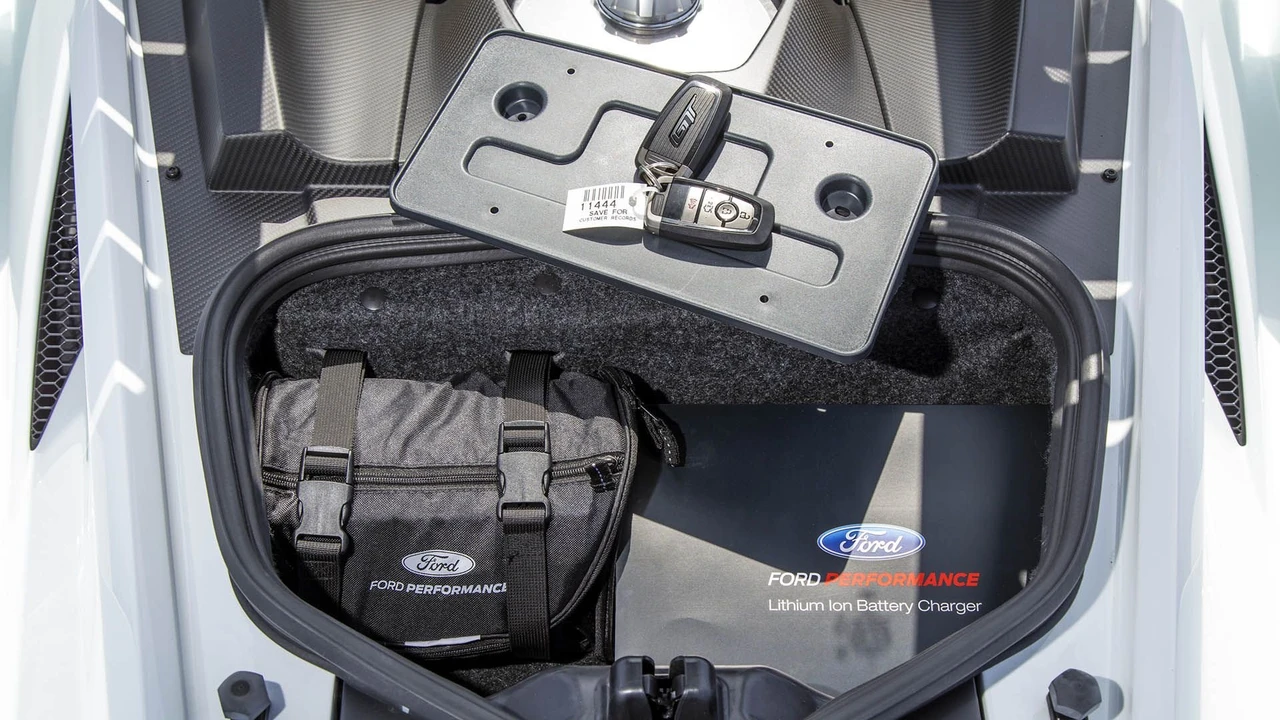 2021 Ford GT 2nd Gen - Image 7 of 31
