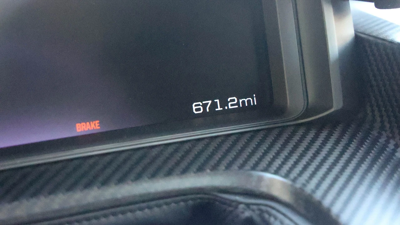 2021 Ford GT 2nd Gen - Image 2 of 31
