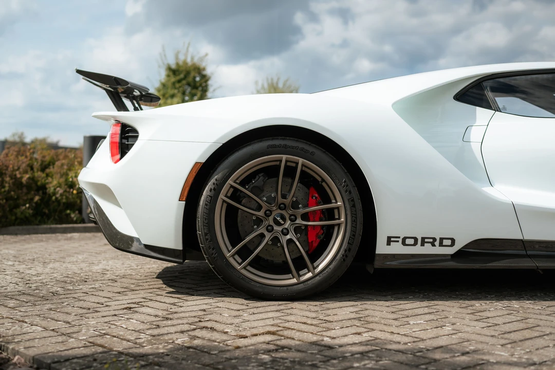2021 Ford GT 2nd Gen - Image 16 of 31