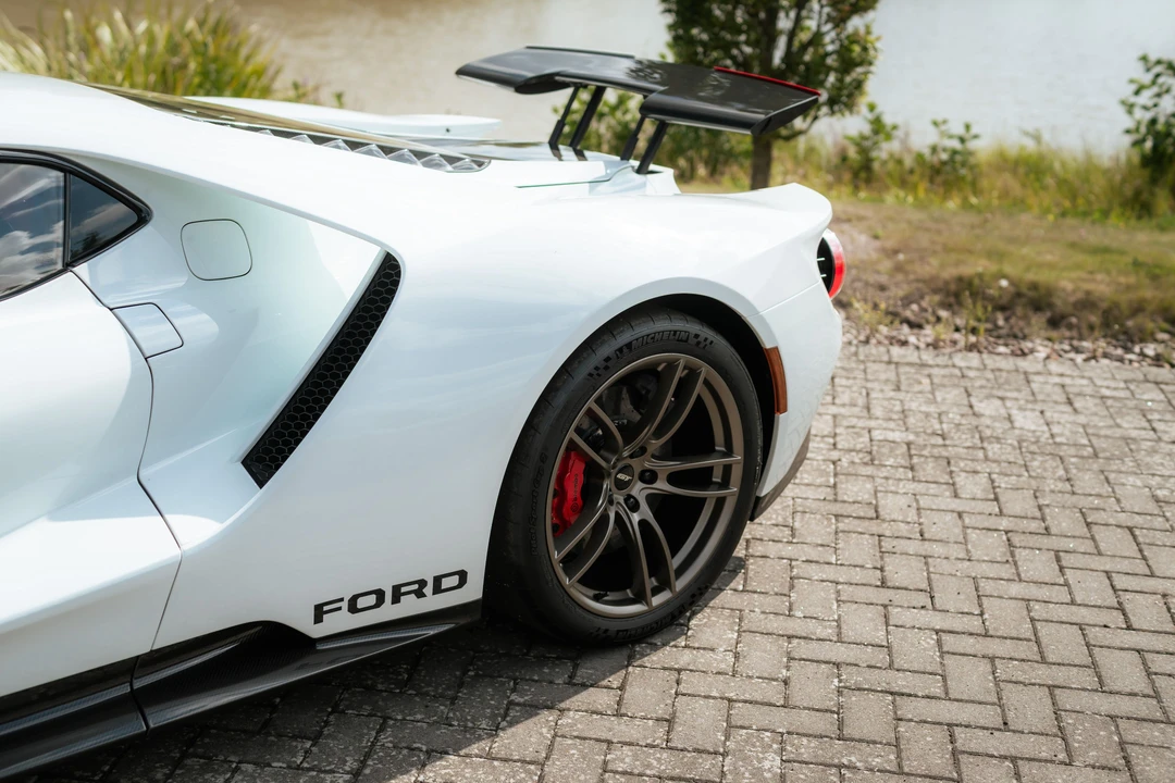 2021 Ford GT 2nd Gen - Image 15 of 31