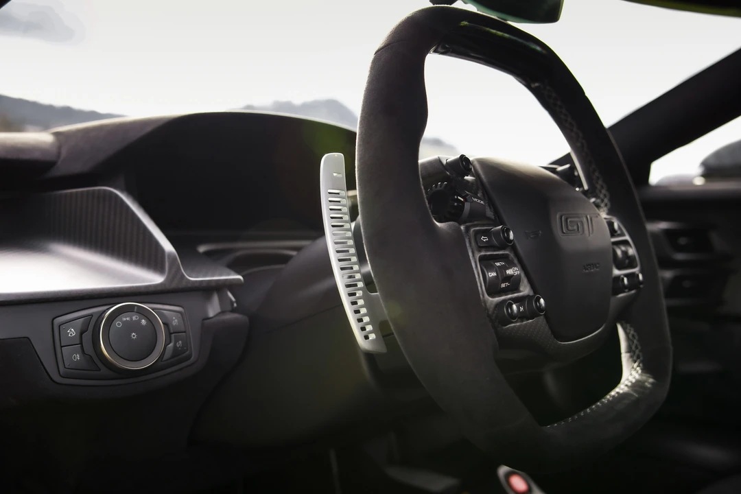 2021 Ford GT 2nd Gen - Image 17 of 31