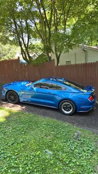 2021 Ford GT Coupe 2D