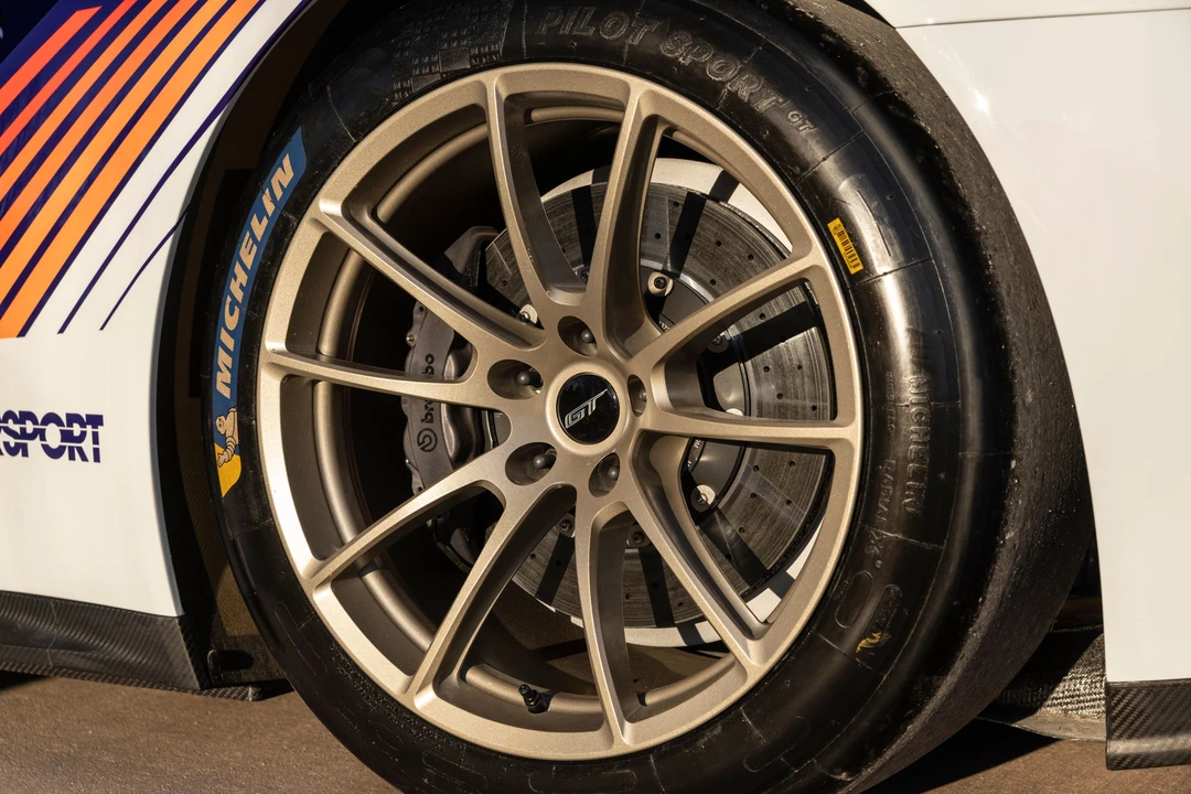 2021 Ford GT 2nd Gen - Image 10 of 31