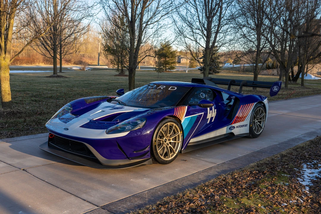 2021 Ford GT 2nd Gen - Image 2 of 31