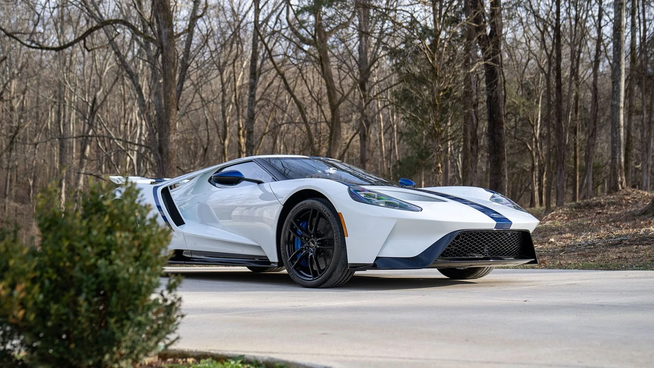 2021 Ford GT 2nd Gen - Image 23 of 31
