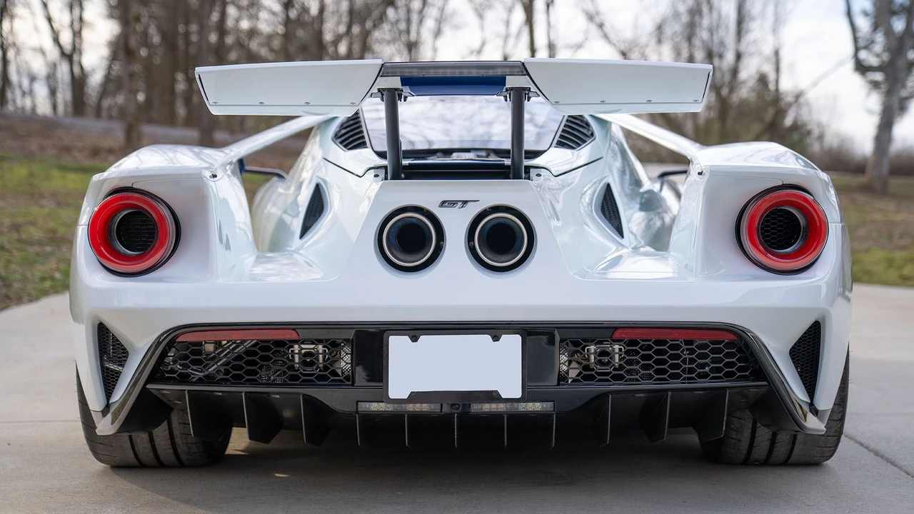 2021 Ford GT 2nd Gen - Image 26 of 31