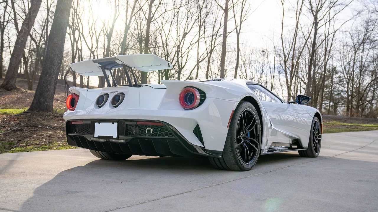 2021 Ford GT 2nd Gen - Image 9 of 31