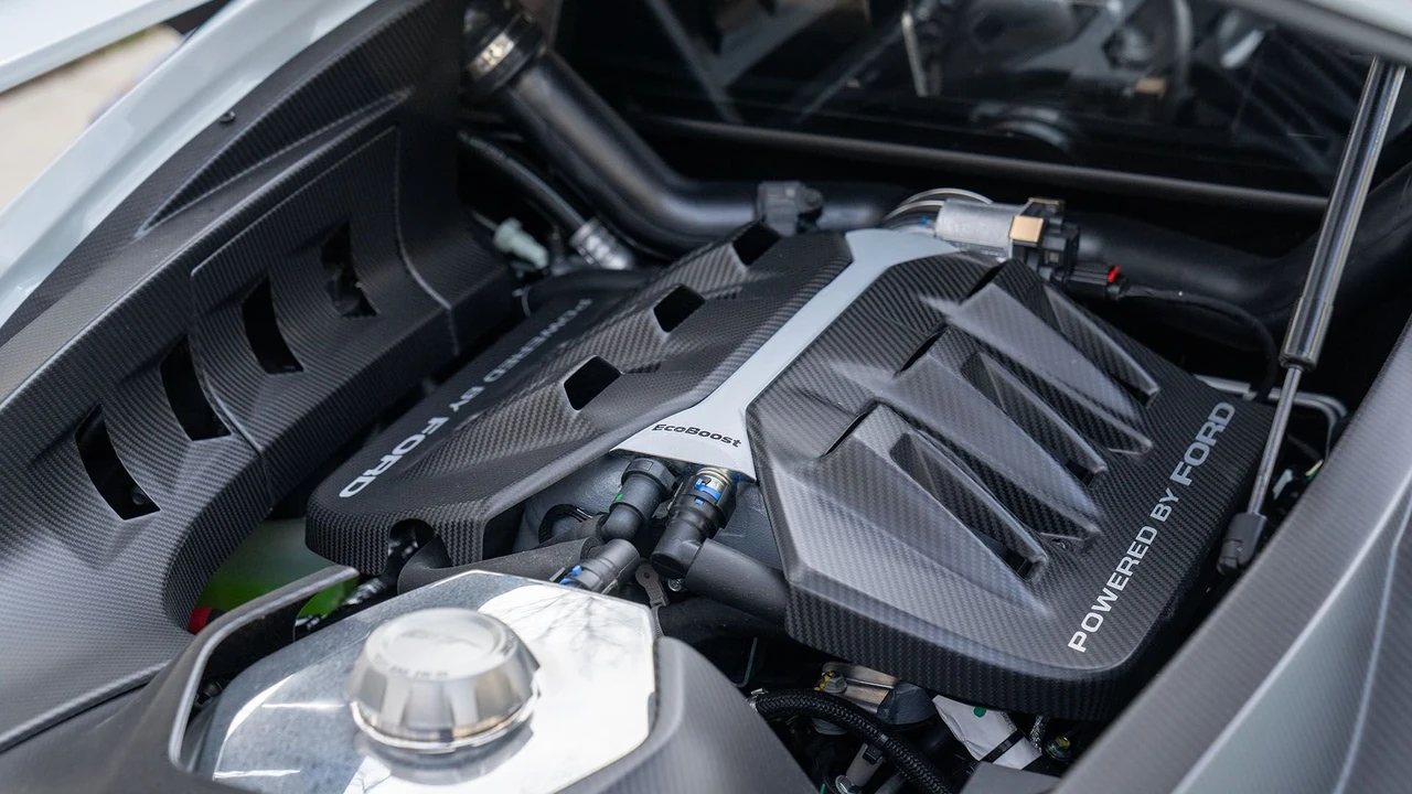 2021 Ford GT 2nd Gen - Image 16 of 31