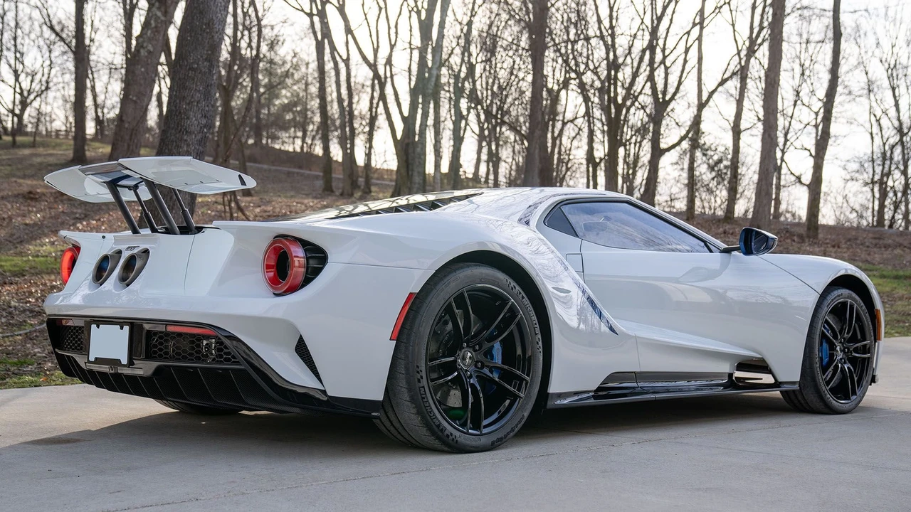 2021 Ford GT 2nd Gen - Image 11 of 31