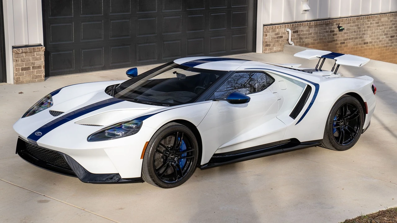 2021 Ford GT 2nd Gen - Image 19 of 31