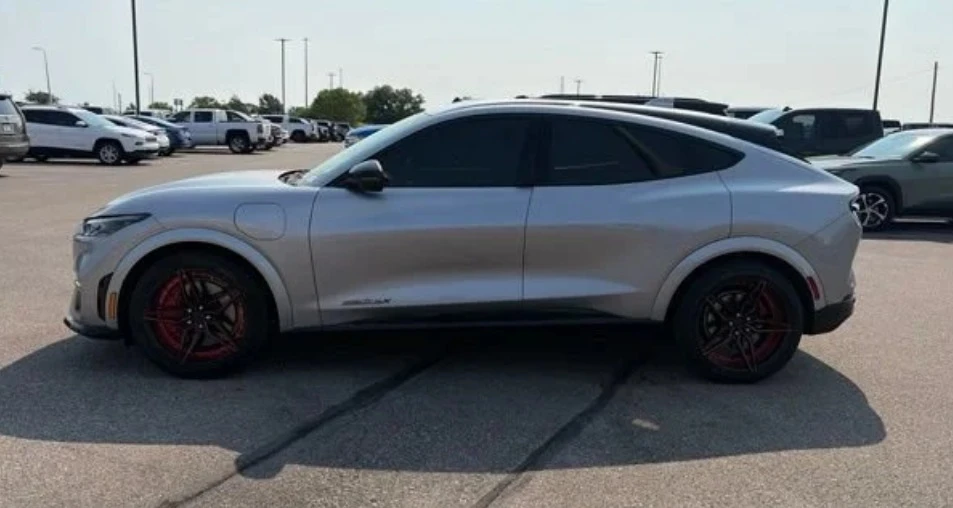 2021 Ford Mustang Mach-E - Image 6 of 7