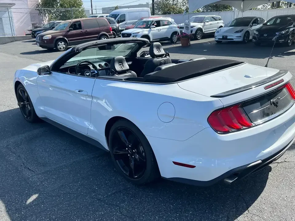 2021 Ford S550 Mustang - Image 2 of 8