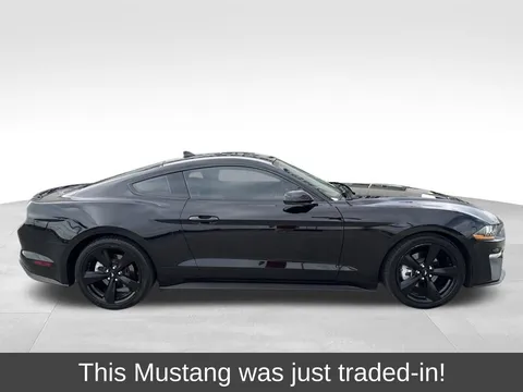 2021 Ford Mustang EcoBoost