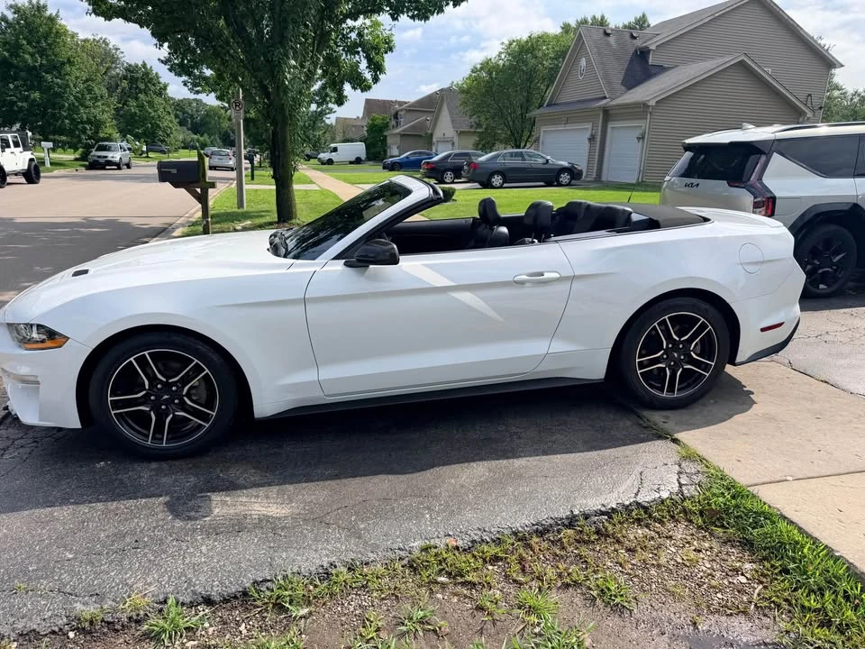 2021 Ford S550 Mustang - Image 2 of 19