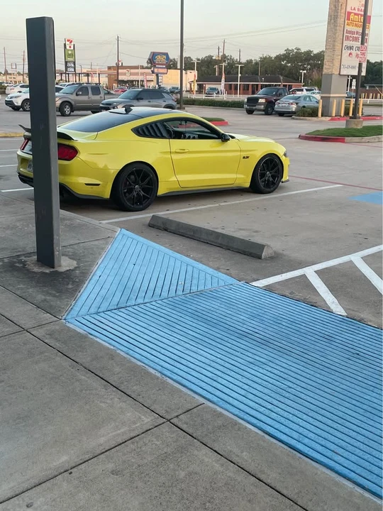 2021 Ford S550 Mustang - Image 4 of 4