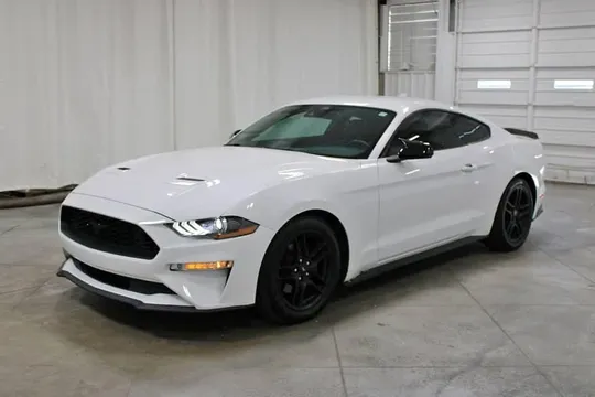 2021 Ford Mustang EcoBoost