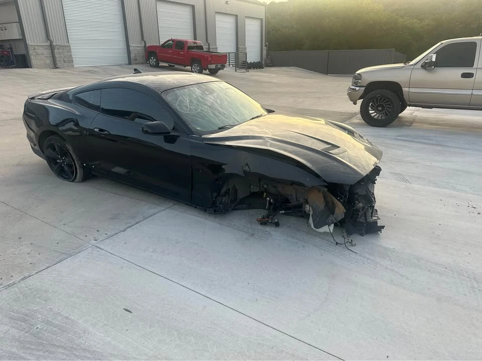 2021 Ford S550 Mustang - Image 2 of 6