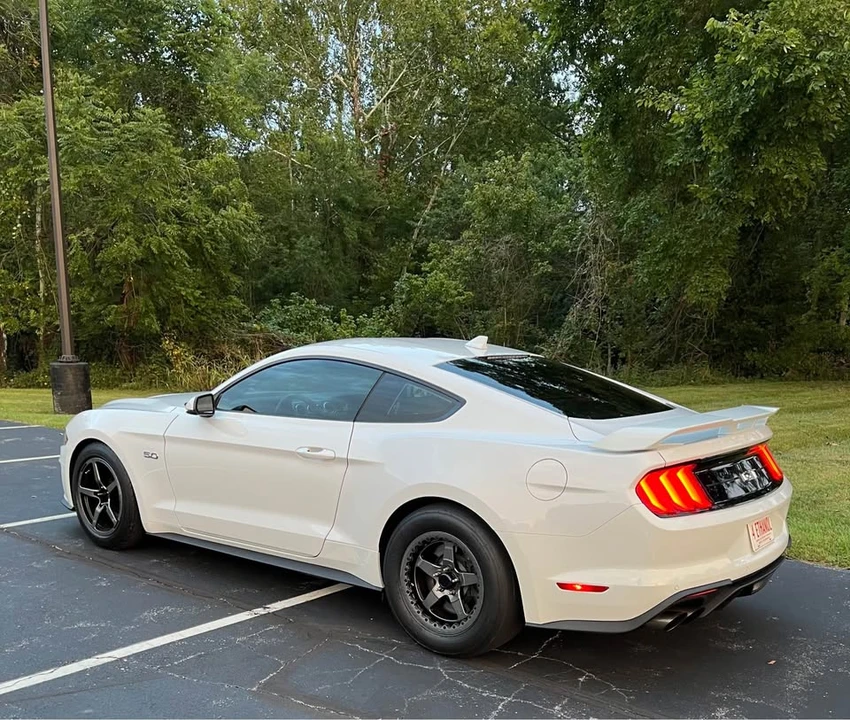2021 Ford S550 Mustang - Image 2 of 14