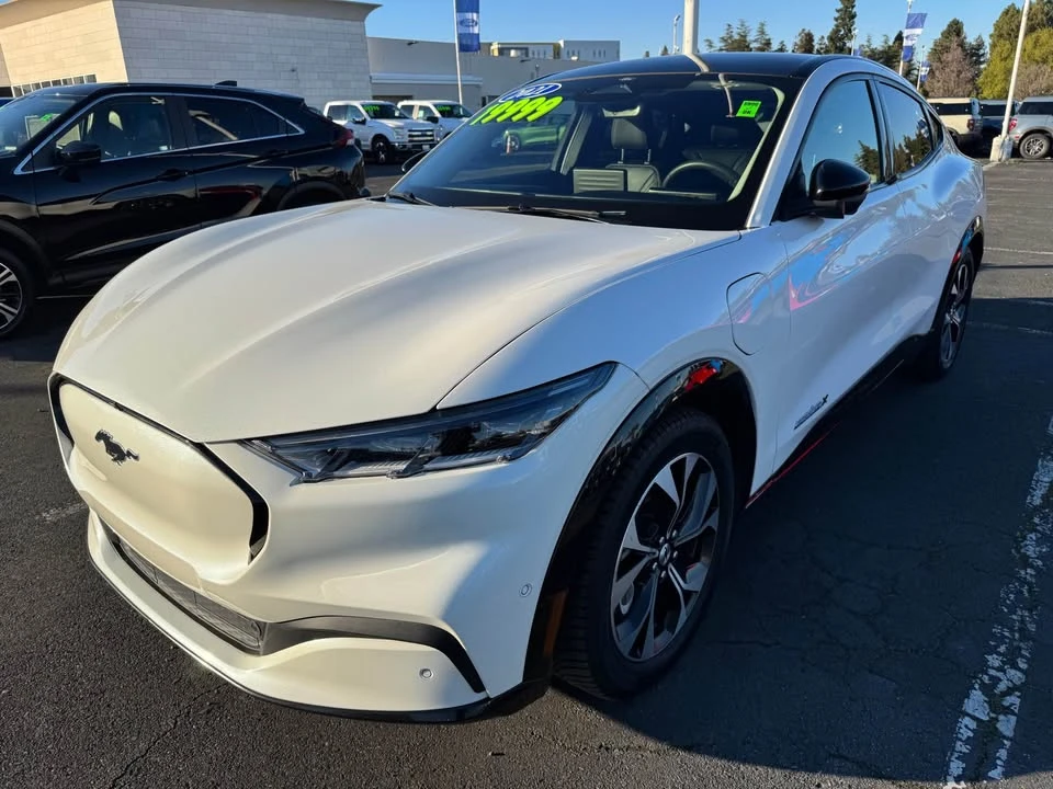 2021 Ford Mustang Mach-E - Image 9 of 14