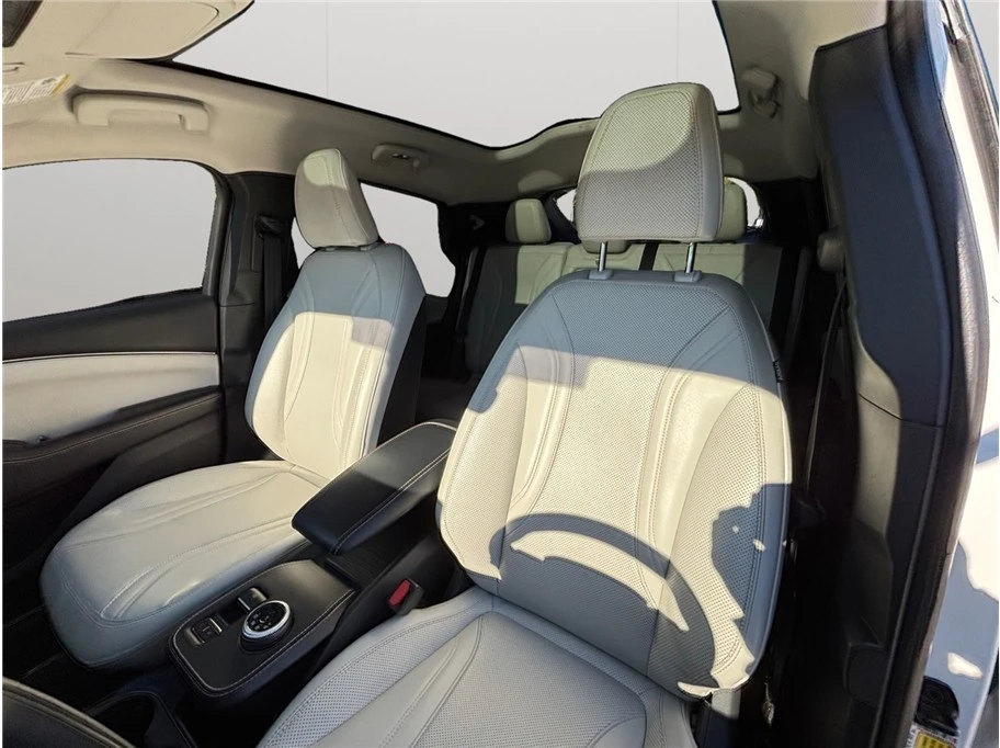 2021 Ford Mustang Mach-E - Image 19 of 21