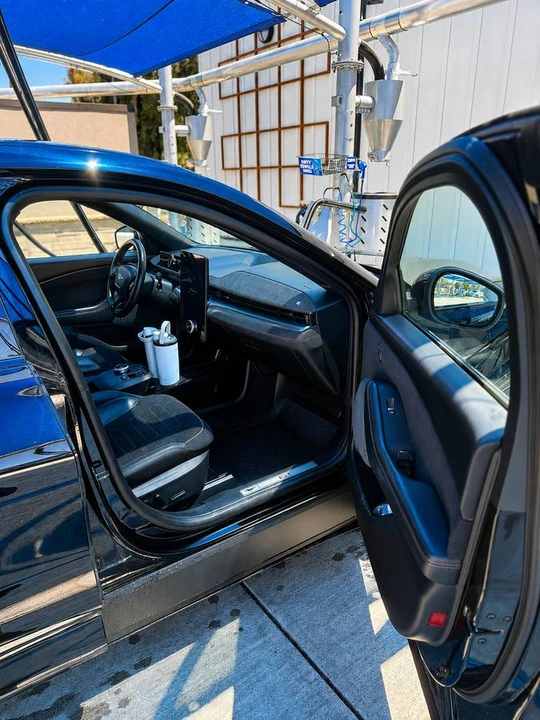 2021 Ford Mustang Mach-E - Image 9 of 17