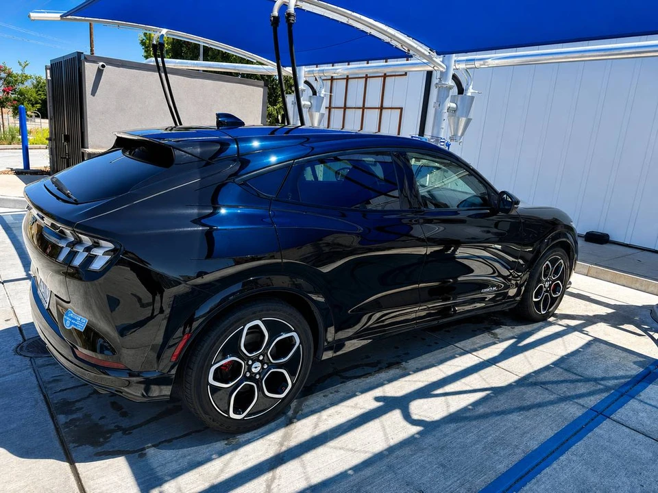 2021 Ford Mustang Mach-E - Image 14 of 17