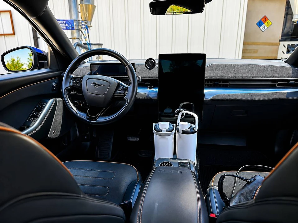 2021 Ford Mustang Mach-E - Image 15 of 17