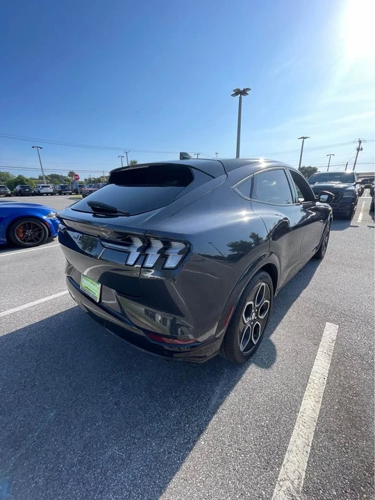 2021 Ford Mustang Mach-E - Image 8 of 13
