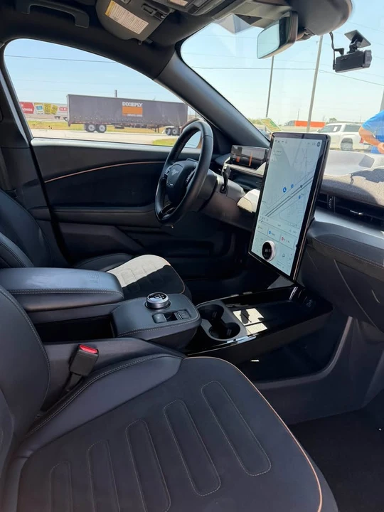 2021 Ford Mustang Mach-E - Image 6 of 7