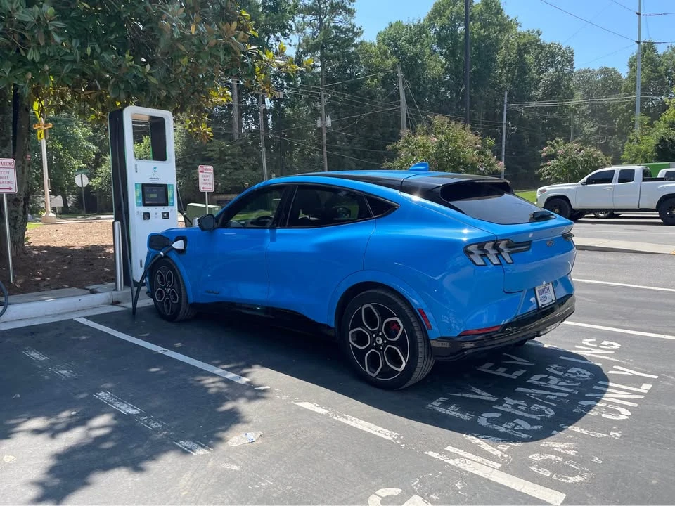 2021 Ford Mustang Mach-E - Image 6 of 11