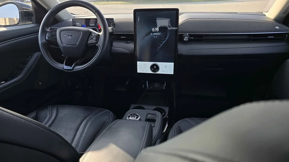 2021 Ford Mustang Mach-E - Image 15 of 20