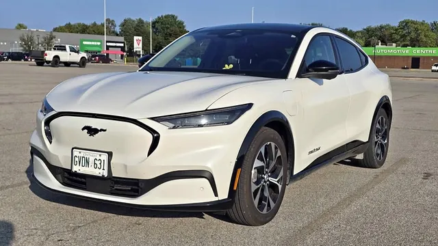 2021 Ford Mustang Mach-E Premium AWD Extended Range