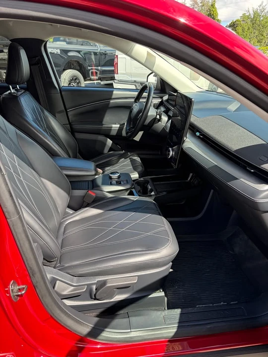 2021 Ford Mustang Mach-E - Image 10 of 11