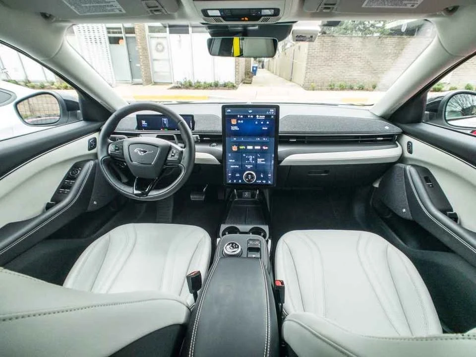 2021 Ford Mustang Mach-E - Image 10 of 14