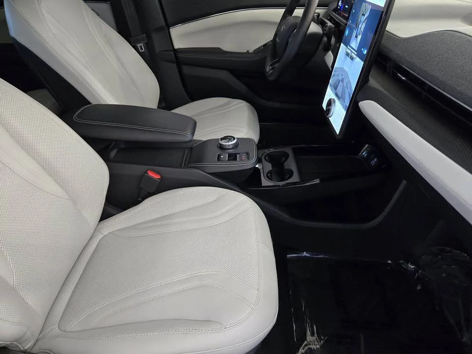 2021 Ford Mustang Mach-E - Image 7 of 13