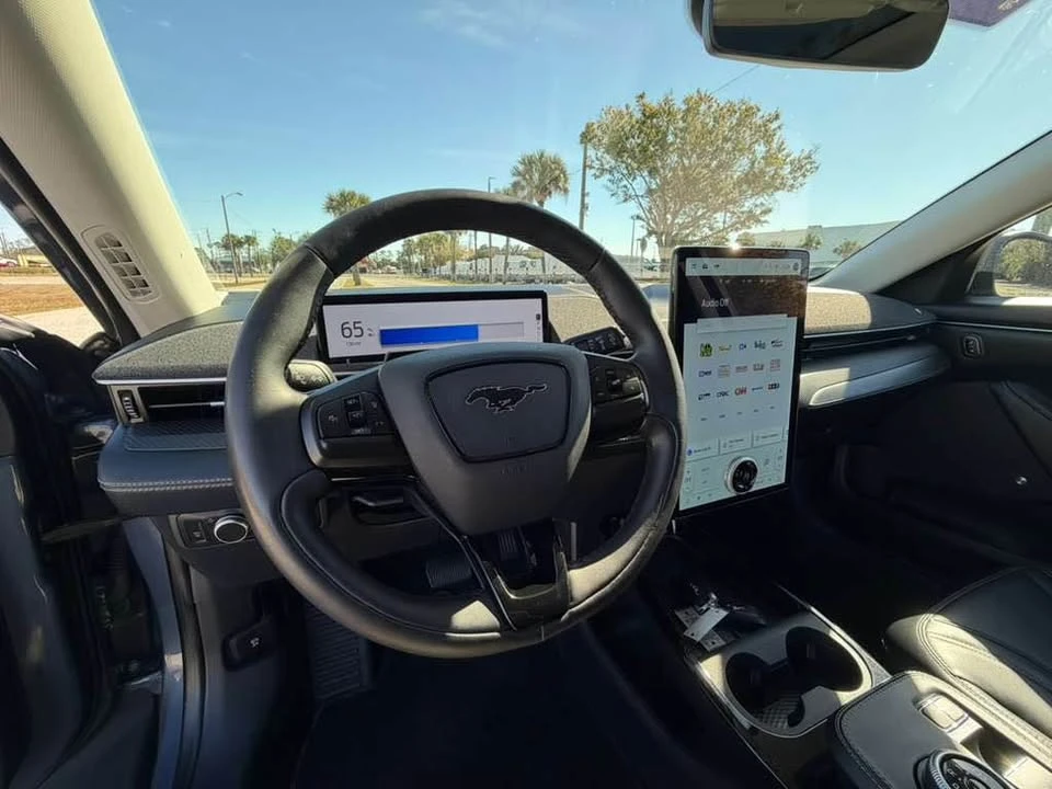 2021 Ford Mustang Mach-E - Image 15 of 19