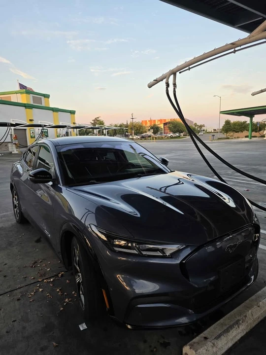 2021 Ford Mustang Mach-E - Image 3 of 9