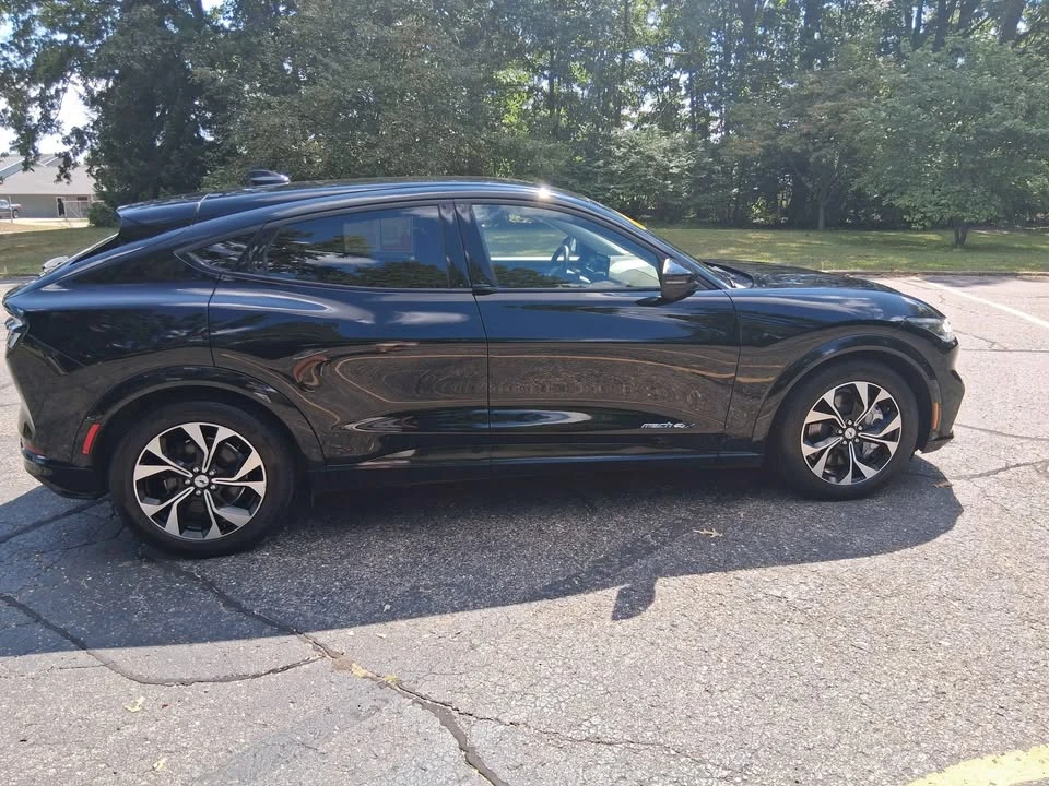 2021 Ford Mustang Mach-E - Image 3 of 12