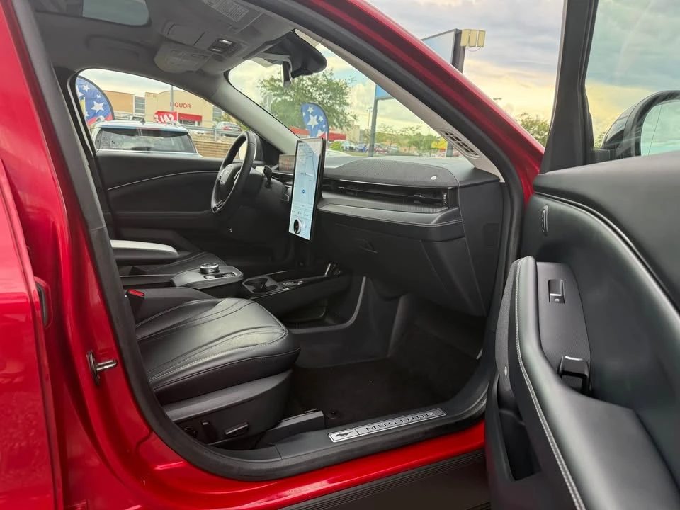 2021 Ford Mustang Mach-E - Image 9 of 17