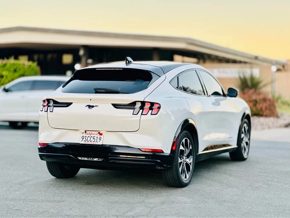 2021 Ford Mustang Mach-E - Image 6 of 18