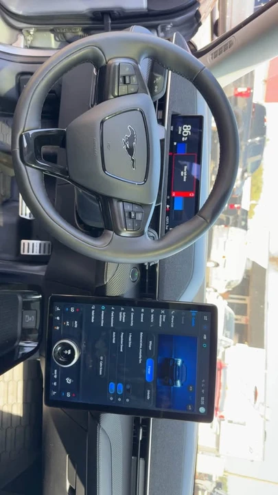 2021 Ford Mustang Mach-E - Image 10 of 11
