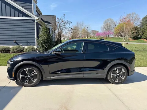 2021 Ford Mustang MACH-E Select