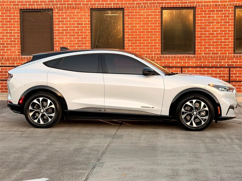 2021 Ford Mustang Mach-E - Image 8 of 20