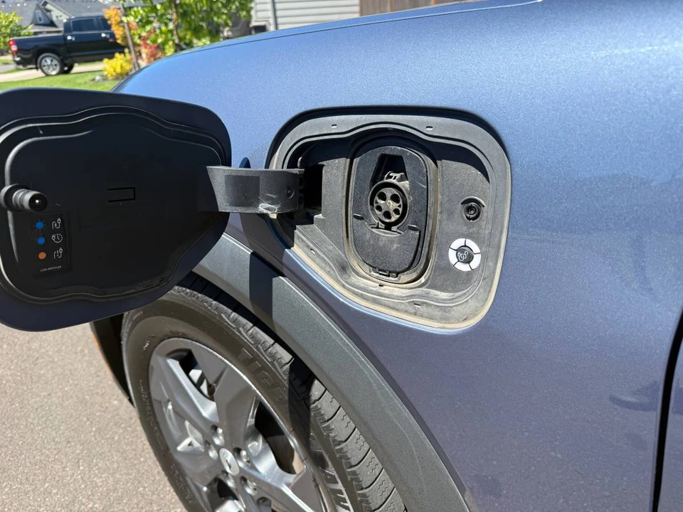 2021 Ford Mustang Mach-E - Image 5 of 10