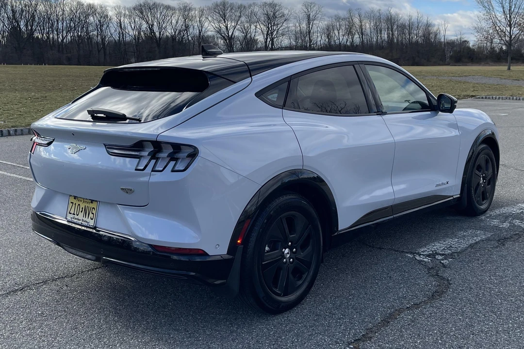 2021 Ford Mustang Mach-E - Image 4 of 7
