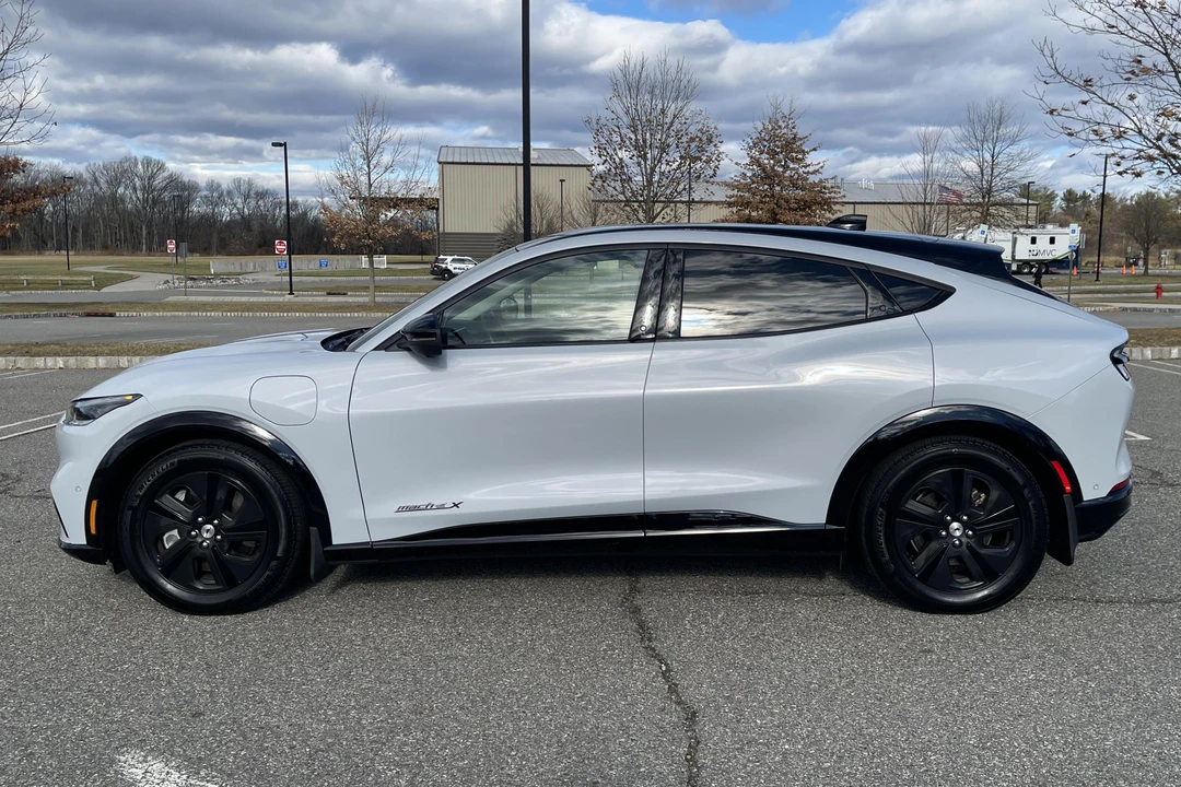2021 Ford Mustang Mach-E - Image 3 of 7