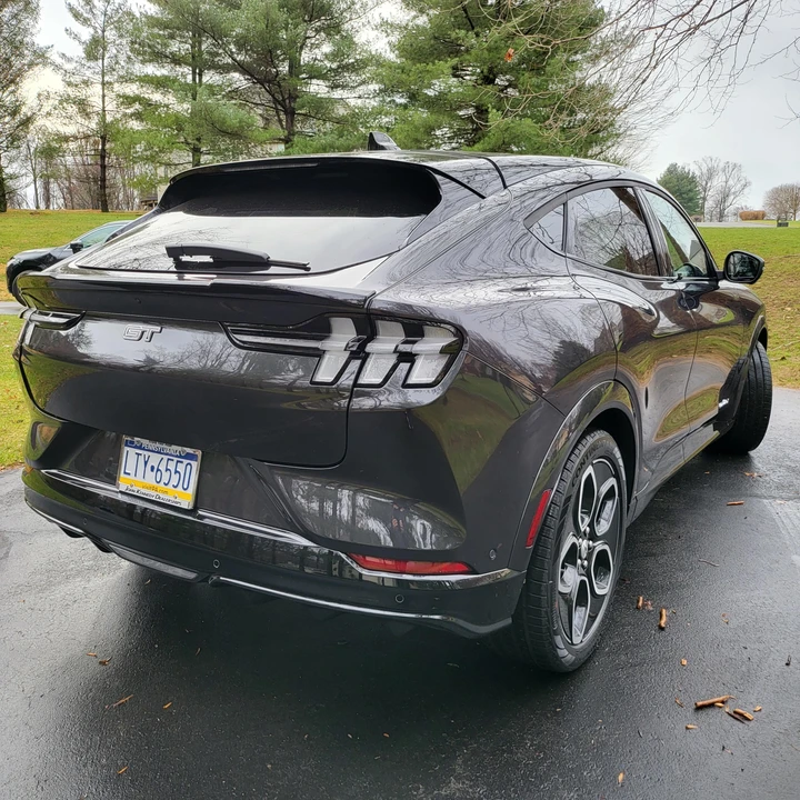 2021 Ford Mustang Mach-E - Image 16 of 31